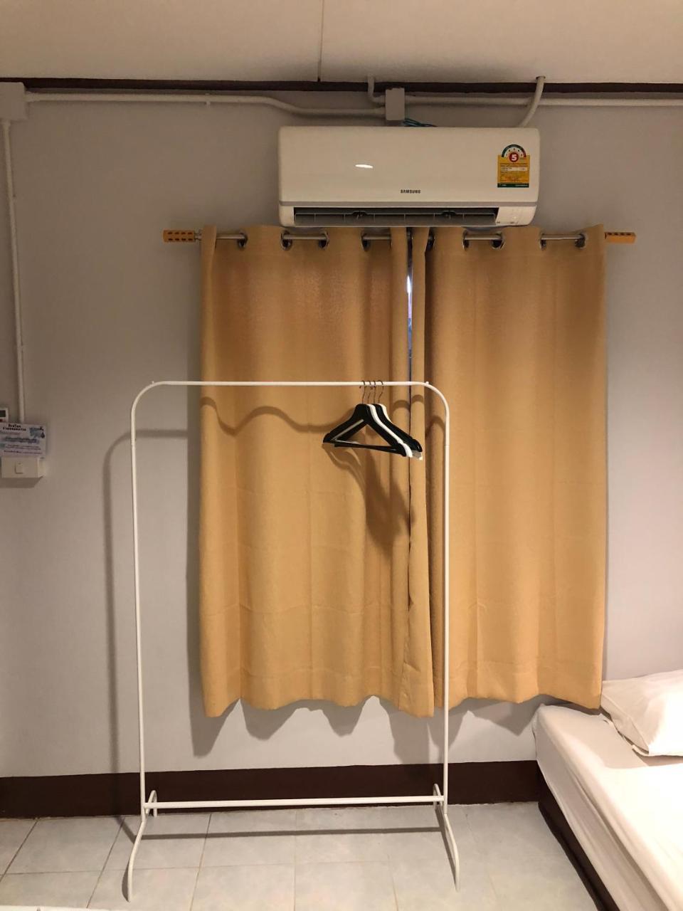 Pama Guesthouse 清邁 外观 照片